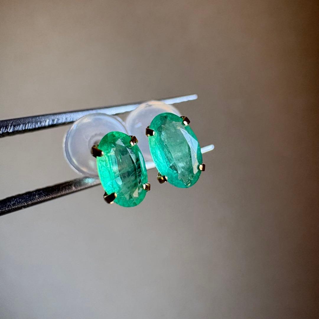 K18 コロンビア産　天然石エメラルド OVAL　18金イエローゴールド　ピアス