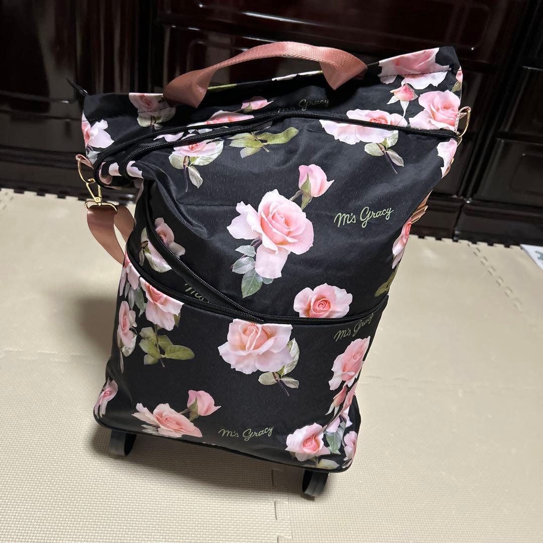 Ms Gracy 花柄キャリーケース