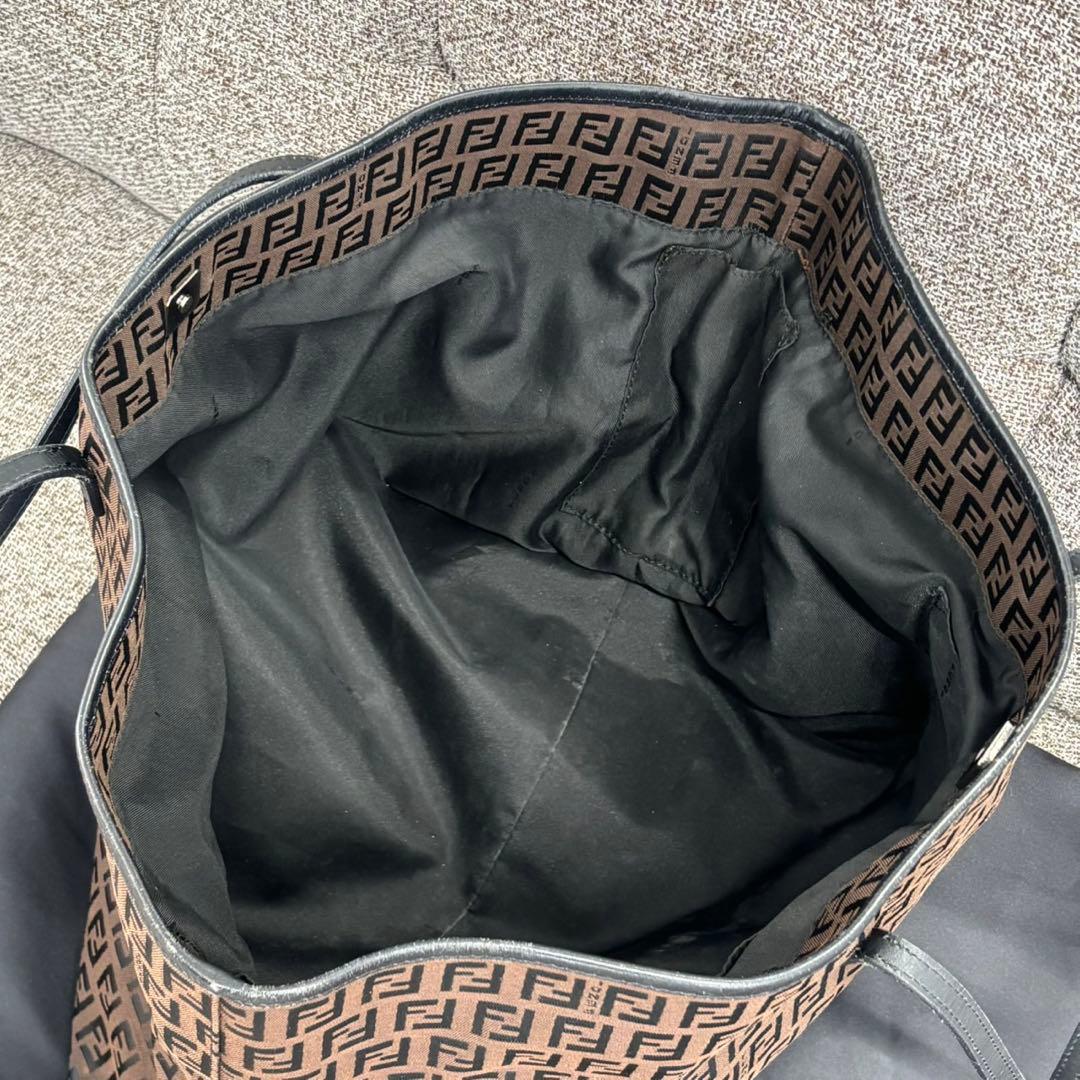 FENDI フェンディ ズッキーノ トートバッグ ブラウン E3