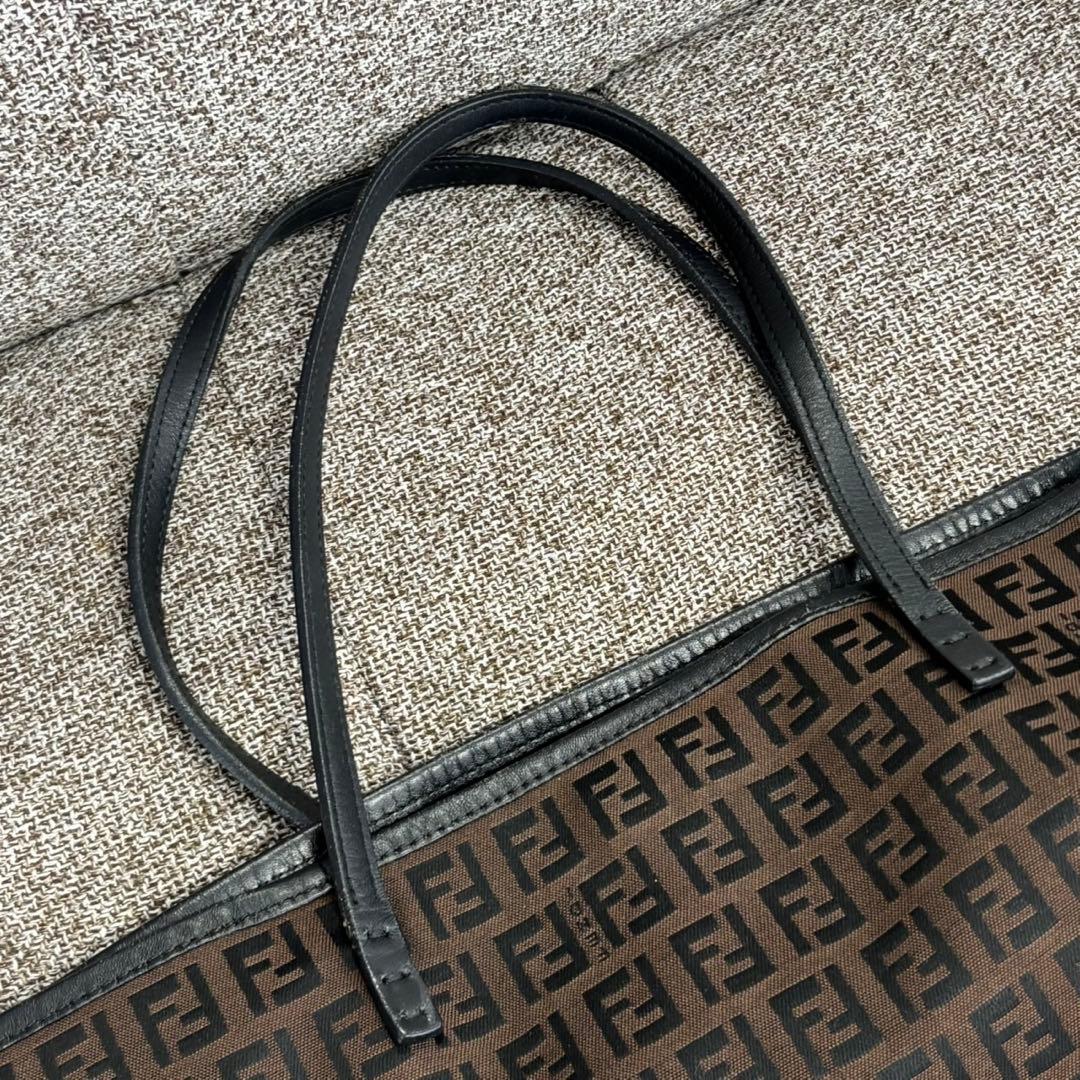 FENDI フェンディ ズッキーノ トートバッグ ブラウン E3