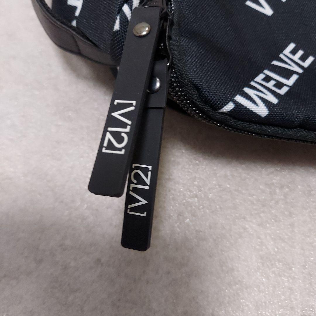 【在庫一掃セール】V12(ヴィトゥエルヴ)　シューズケース　ブラック