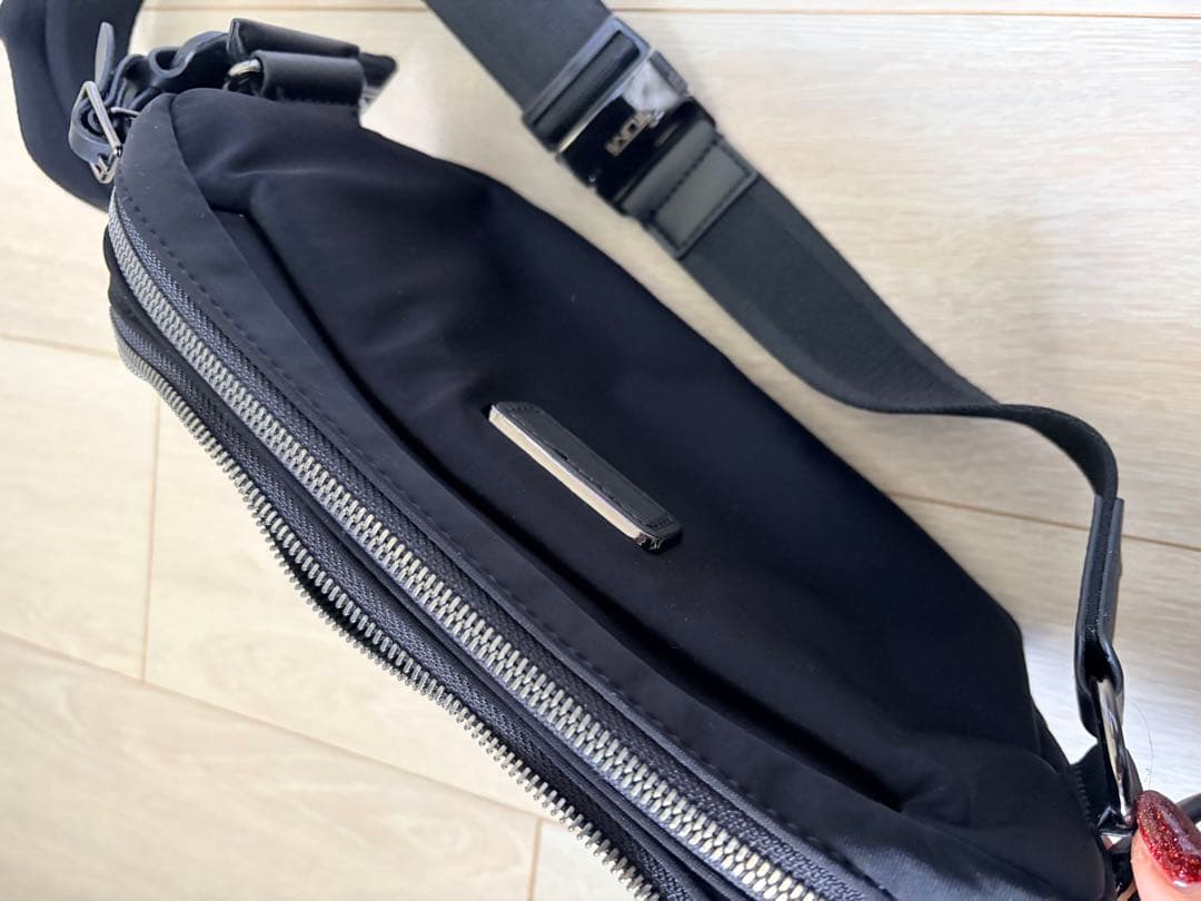 TUMI バック　ポーチ