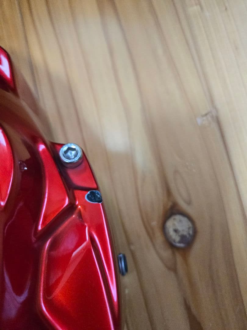 ハイエース　Gibson CAMYRA ブレーキキャリパーカバー(RED）