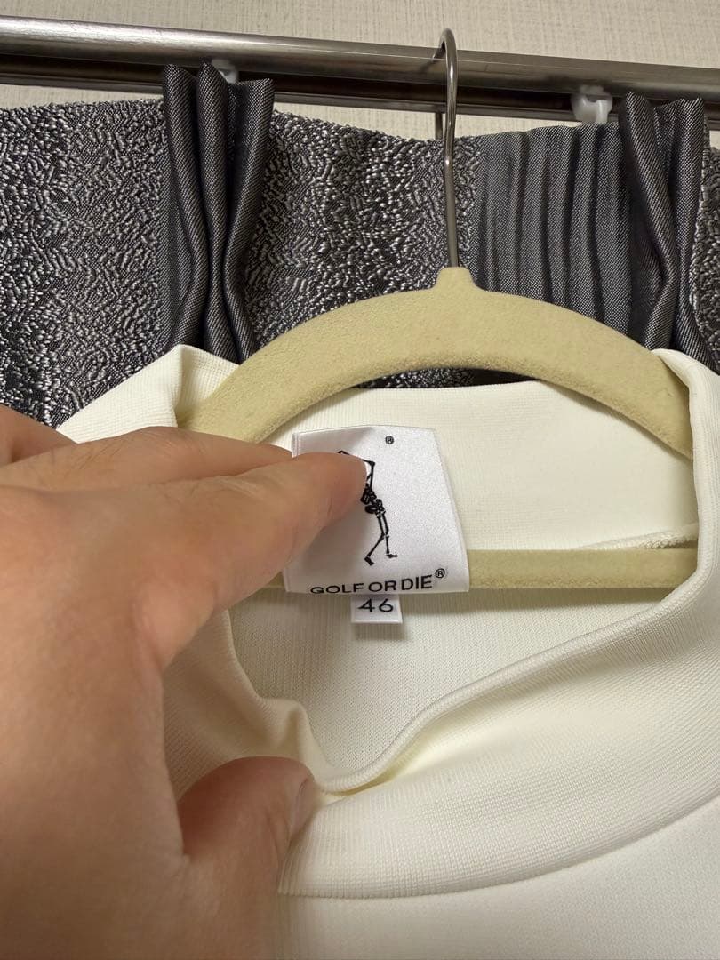 マークアンドロナモックネック最終値下げ