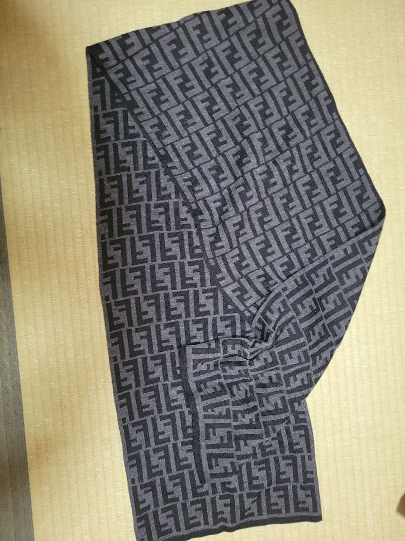 R*様 FENDIマフラー