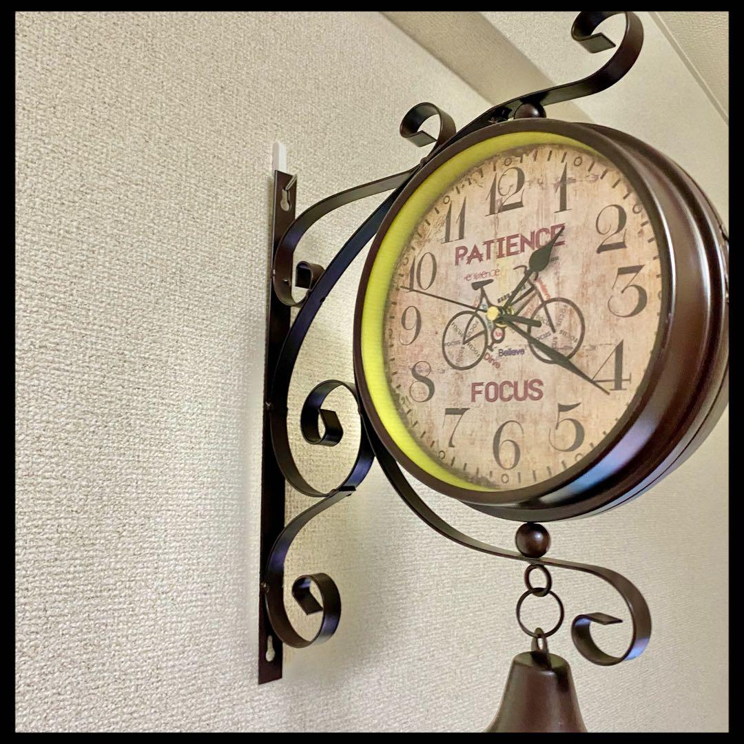 雰囲気⭕️ ブリキ掛時計　両面時計　アンティーク　インテリア　レトロ　世田谷ベース