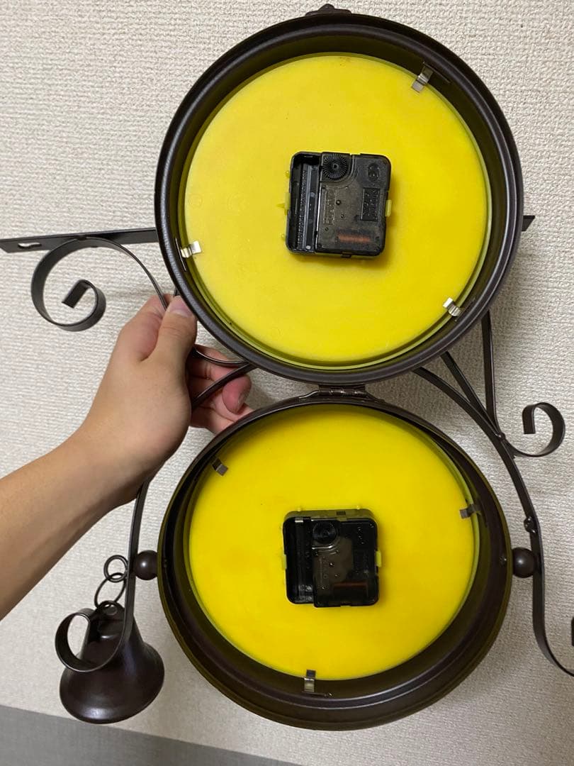 雰囲気⭕️ ブリキ掛時計　両面時計　アンティーク　インテリア　レトロ　世田谷ベース