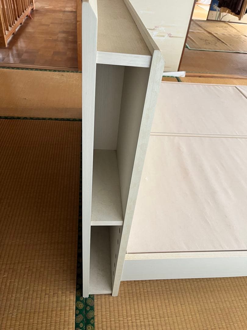 木製ダブルベッドフレーム 収納棚付き（コンセント2個口）