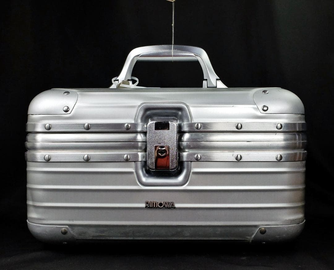 リモワ　982.73 旧盤『TOPAS/トパーズ』ビューティケース 19L 鍵付