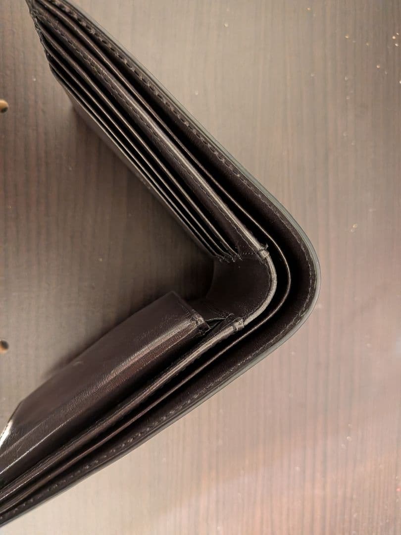 ユハク 二つ折り財布 ダークグリーン