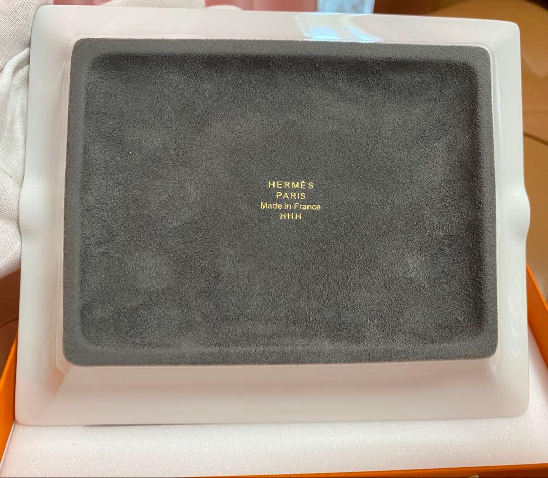 値下げ新品、未使用品 Hermes エルメス　モザイク ヴァンキャトル　灰皿