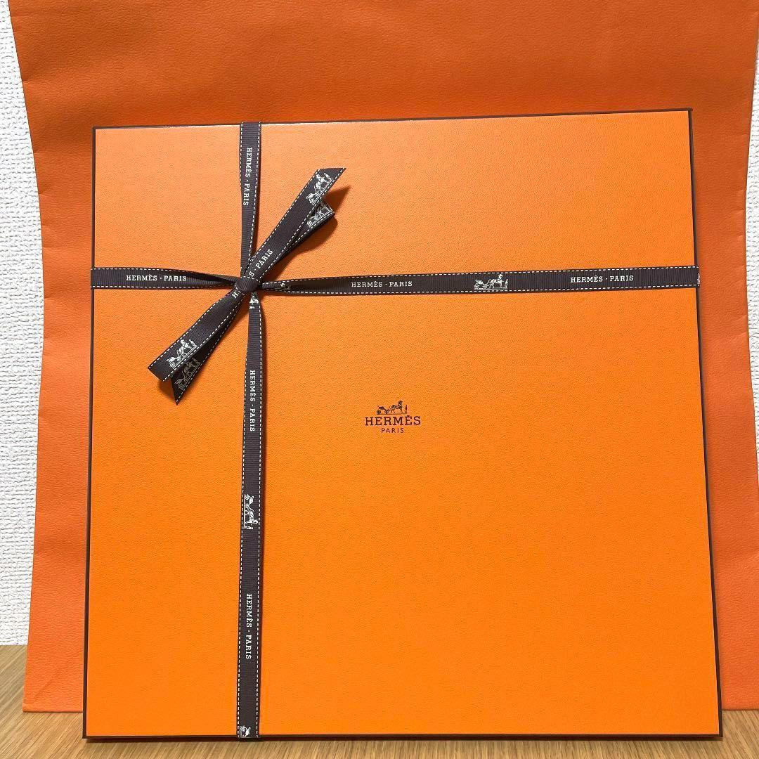 【新品 ギフト包装】エルメス モザイク ゴールド スクエアプレート 23cm
