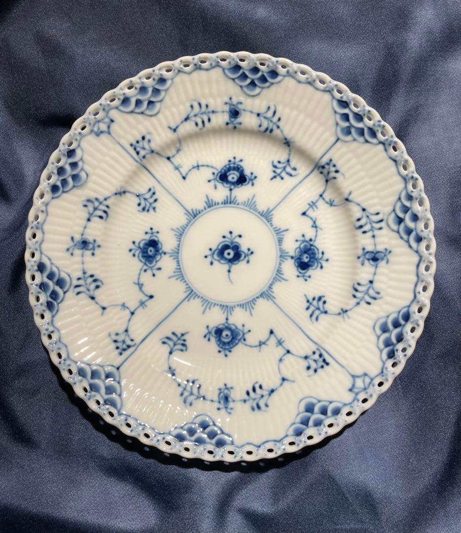 ★ミミ★フルレース 17cm プレート１枚と深皿2枚