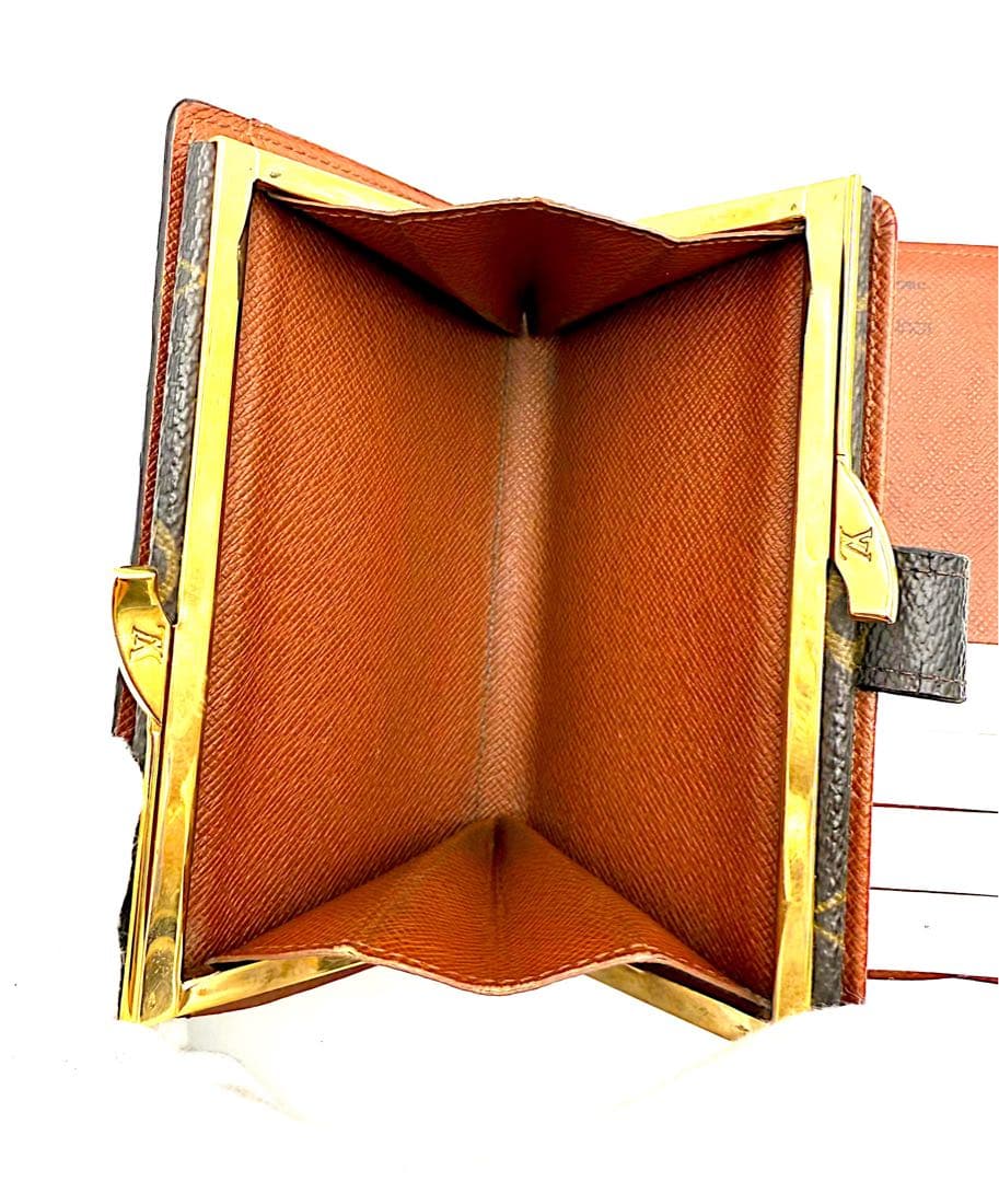 ルイヴィトン ヴィエノワ モノグラム がま口 二つ折り財布