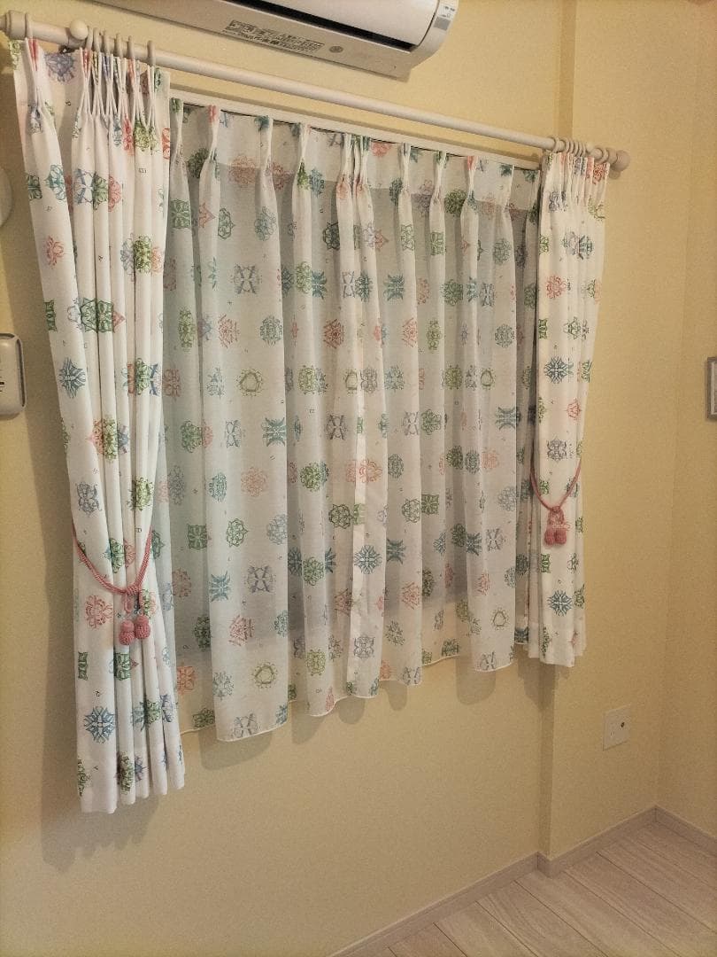 カーテンセット◆2枚1組◆サンゲツ◆展示品【O-2510KA10】