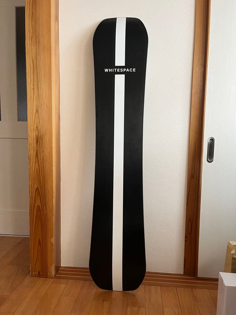 中古美品　ホワイトスペース ショーンホワイトフリースタイルプロ　158W ワイド