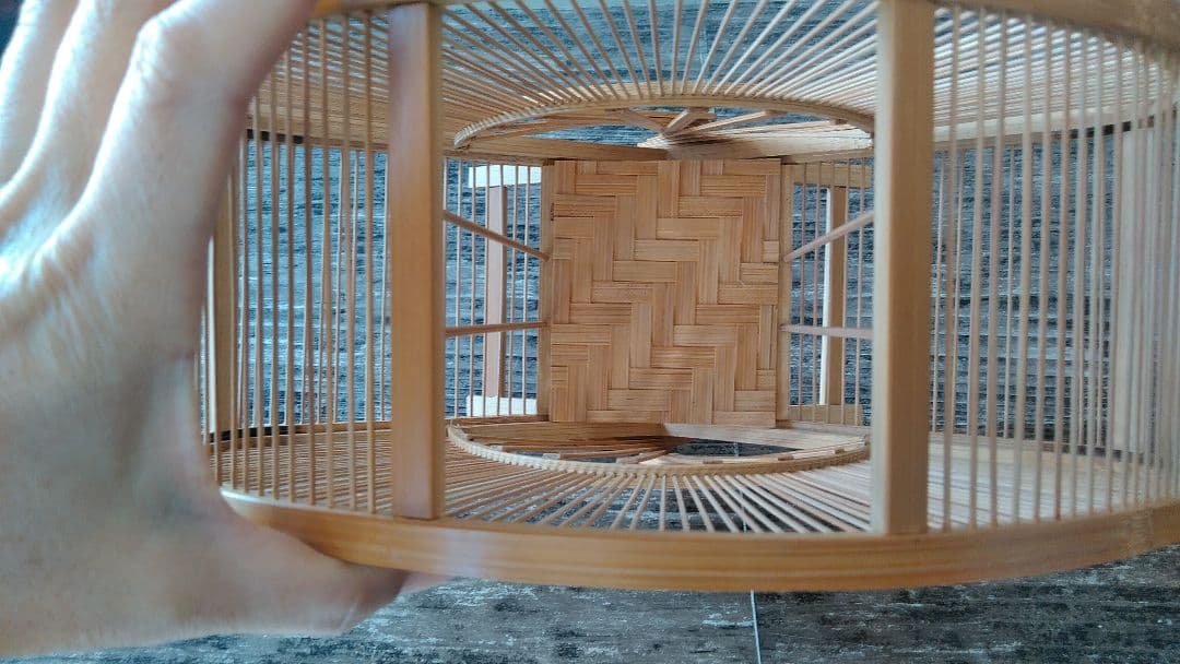 駿河竹千筋細工　扇