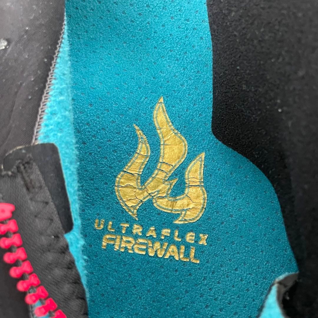 O'NEILL オニール セミドライ バックジップ