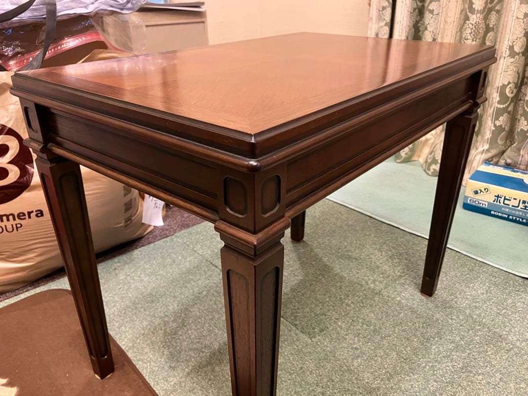 欧州風　木製サイドテーブル　マルニ木工 表面も綺麗な状態　お洒落