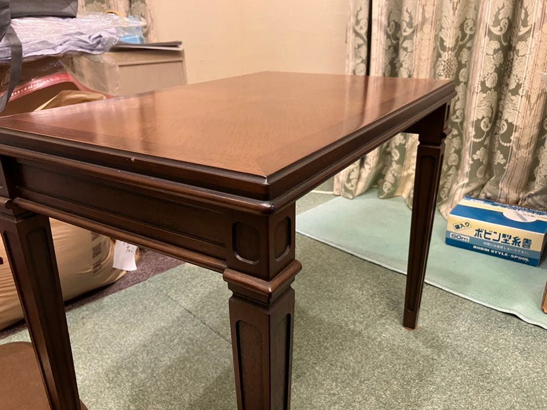 欧州風　木製サイドテーブル　マルニ木工 表面も綺麗な状態　お洒落