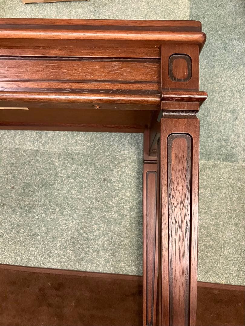 欧州風　木製サイドテーブル　マルニ木工 表面も綺麗な状態　お洒落