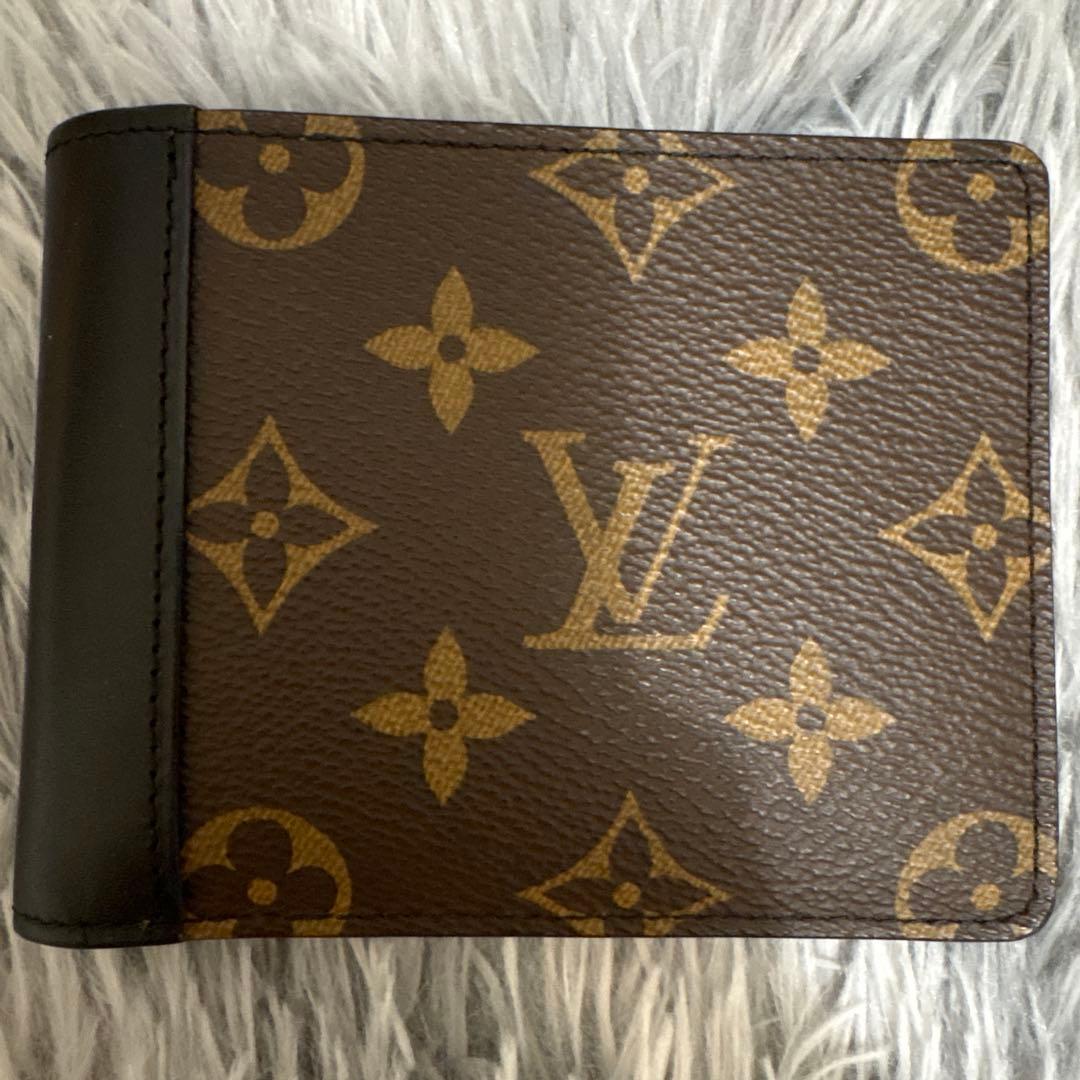 Louis Vuitton 財布 ネーム入り