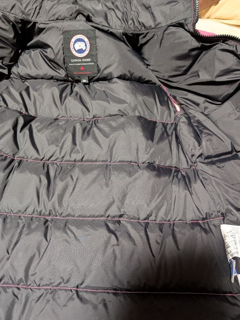 ハッピーさん専用　美品  ピンク ダウンベスト