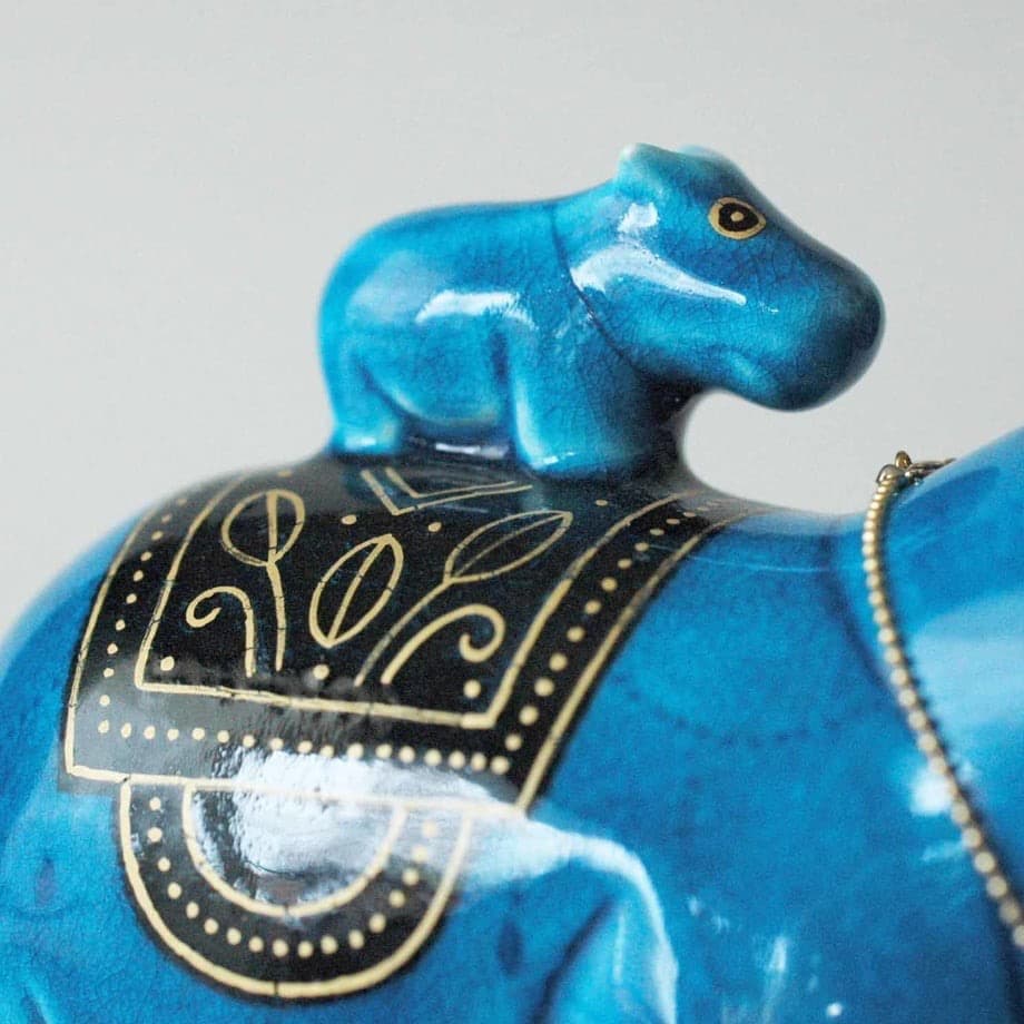 新品　幸兵衛窯 青釉オーナメント タウレト 古代エジプトの神 カバ の置物
