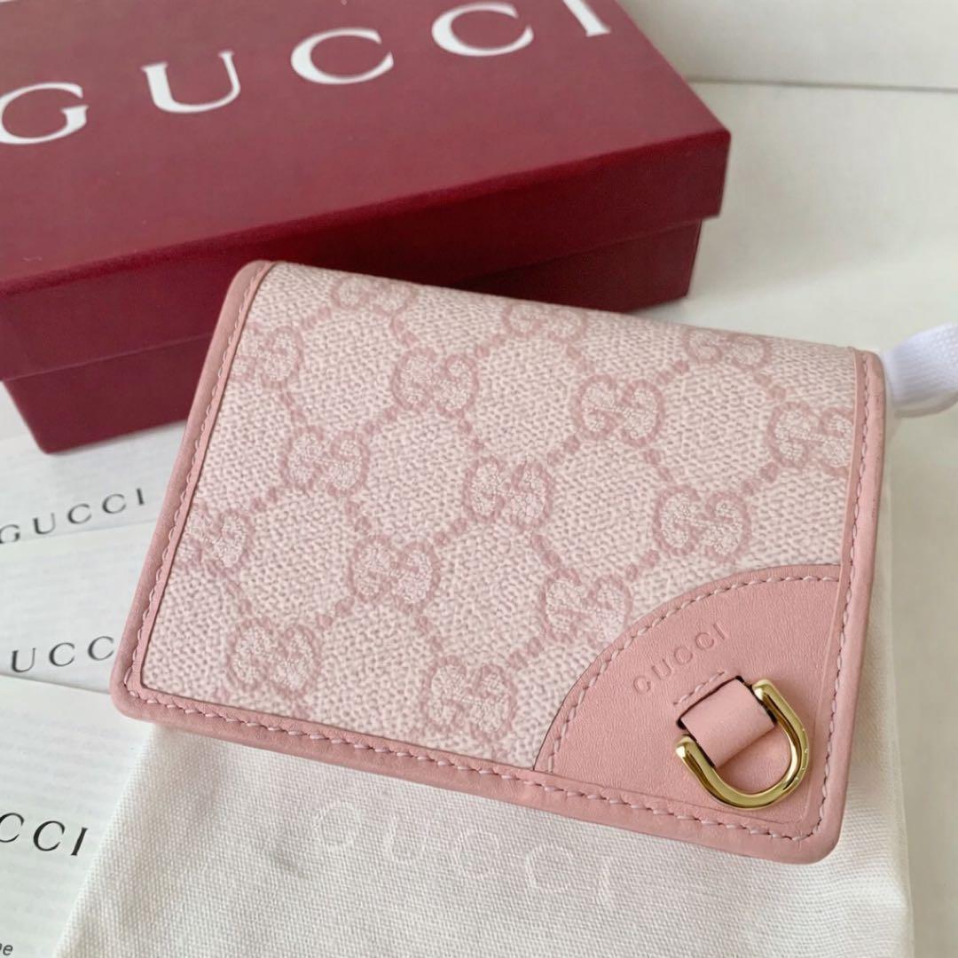 【GUCCI】グッチ　スモールウォレット　二つ折り財布　GGエンブレム　ピンク