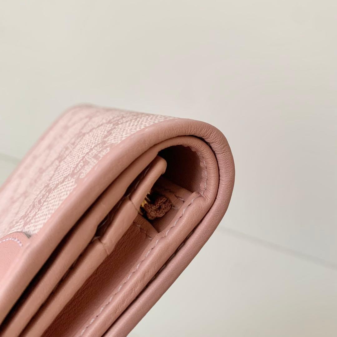 【GUCCI】グッチ　スモールウォレット　二つ折り財布　GGエンブレム　ピンク