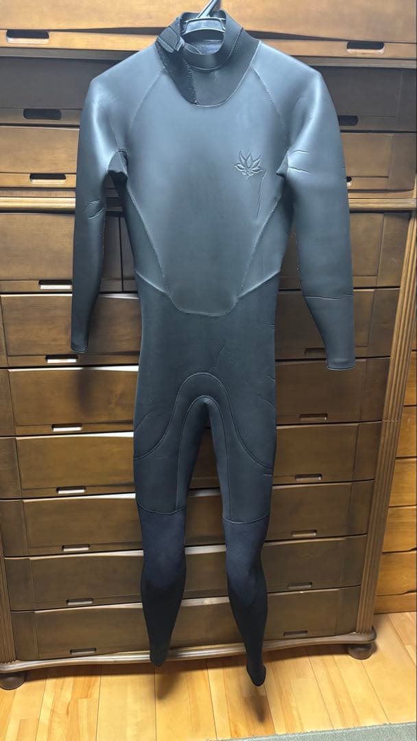 に*生様 アックスクラシック　フルスーツ　3mm　メンズ M