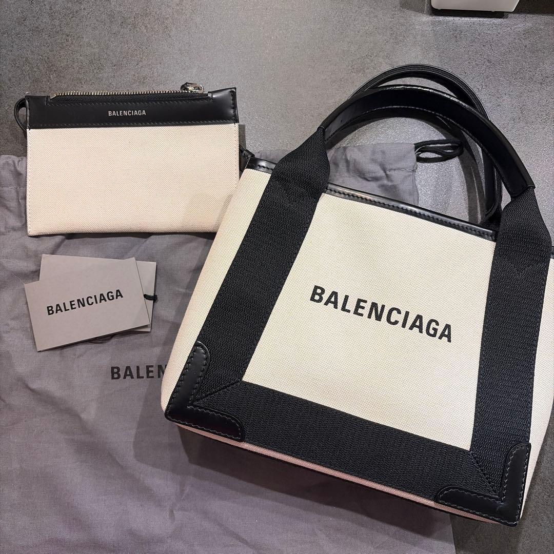 [⭐︎極美品⭐︎]今だけお値下げ！正規品 バレンシアガ カバスXS