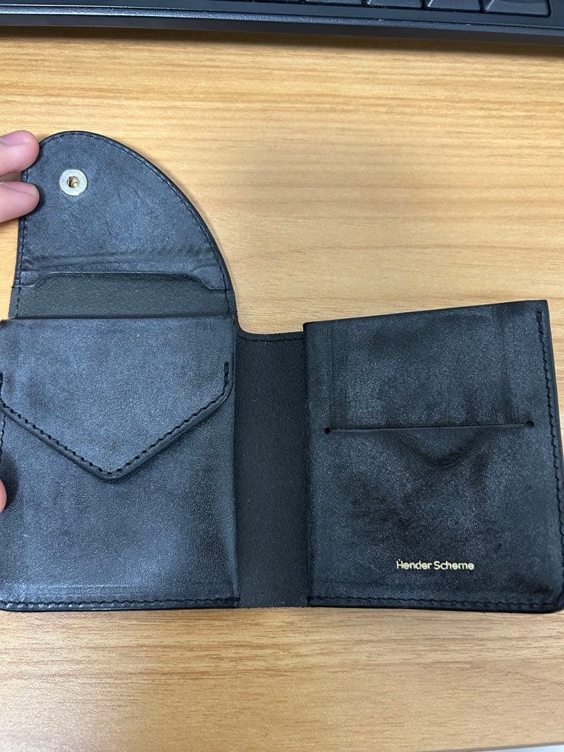 Hender scheme wallet black 二つ折り財布　数回使極美品