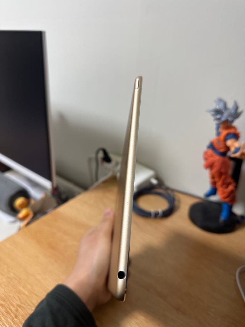 iPad Air2ゴールド 64GB