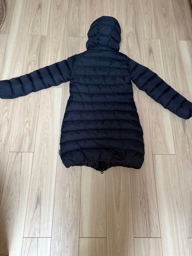 DUVETICA フード付きダウンジャケット 42 ブラック