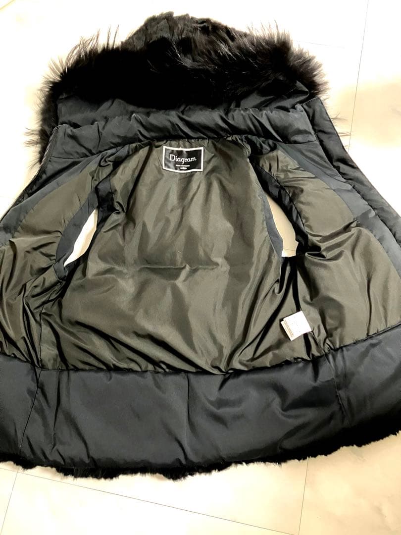 Diagram レッキスラビットフード付きブラックダウンベスト