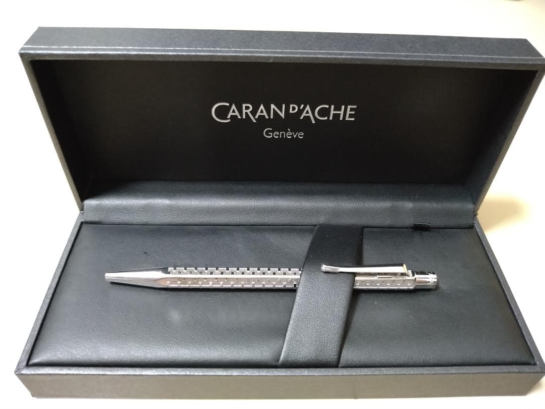 カランダッシュ　エクリドール　ボールペン　新品