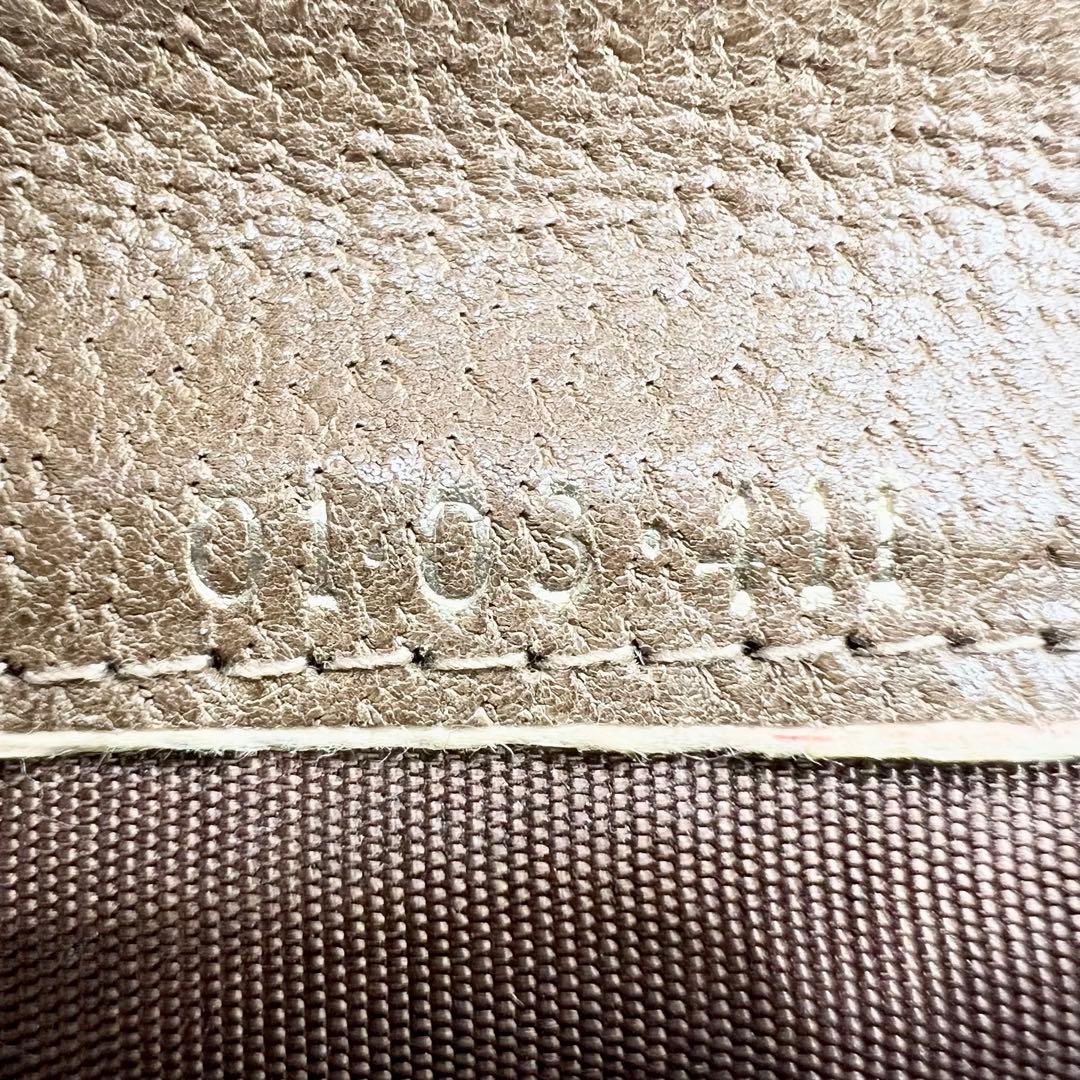 極美品✨GUCCI グッチ 二つ折り財布 GG柄 オールドグッチ PVC 総柄