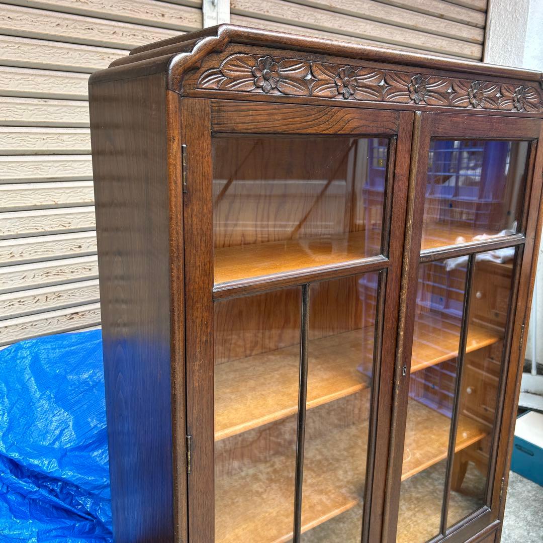 アンティーク　ヴィンテージ　家具　キャビネット　本棚　ブックケース　彫刻　木製