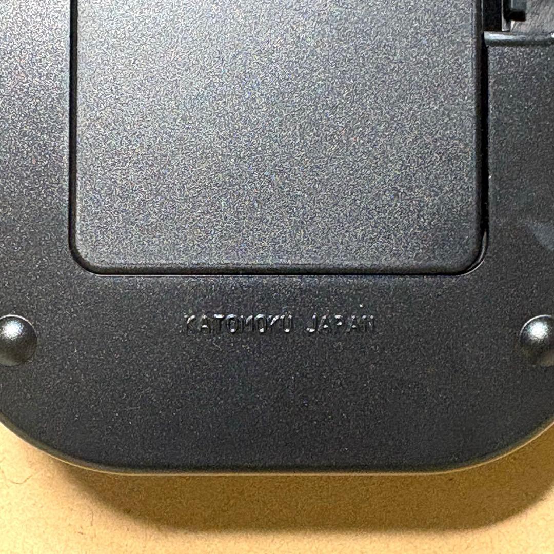 【訳アリ未使用品】カトモクKATOMOKU 電波時計 掛け時計 KM-104