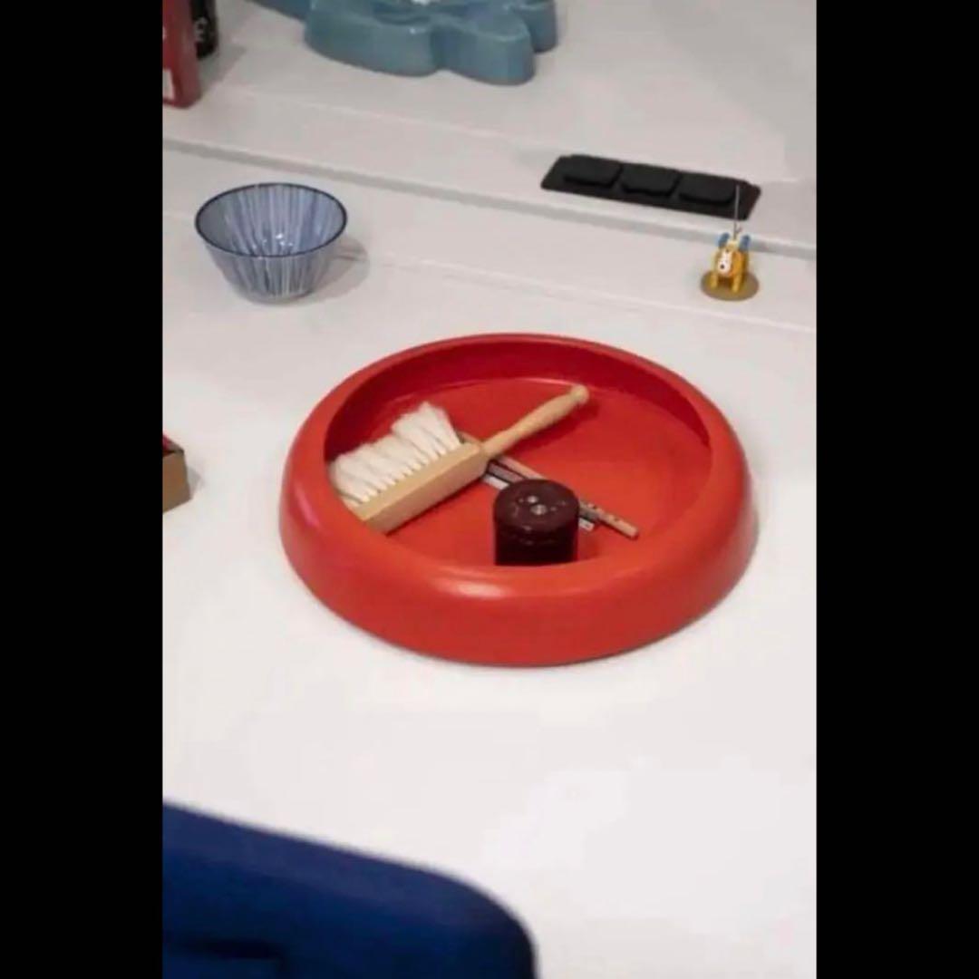 raawii omar 皿　食器　器　作家もの　北欧　赤　レッド　アート　HAY