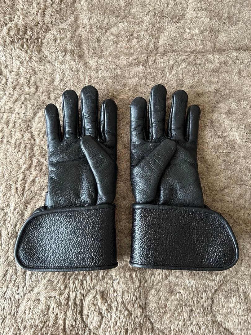 アットラスト グローブ