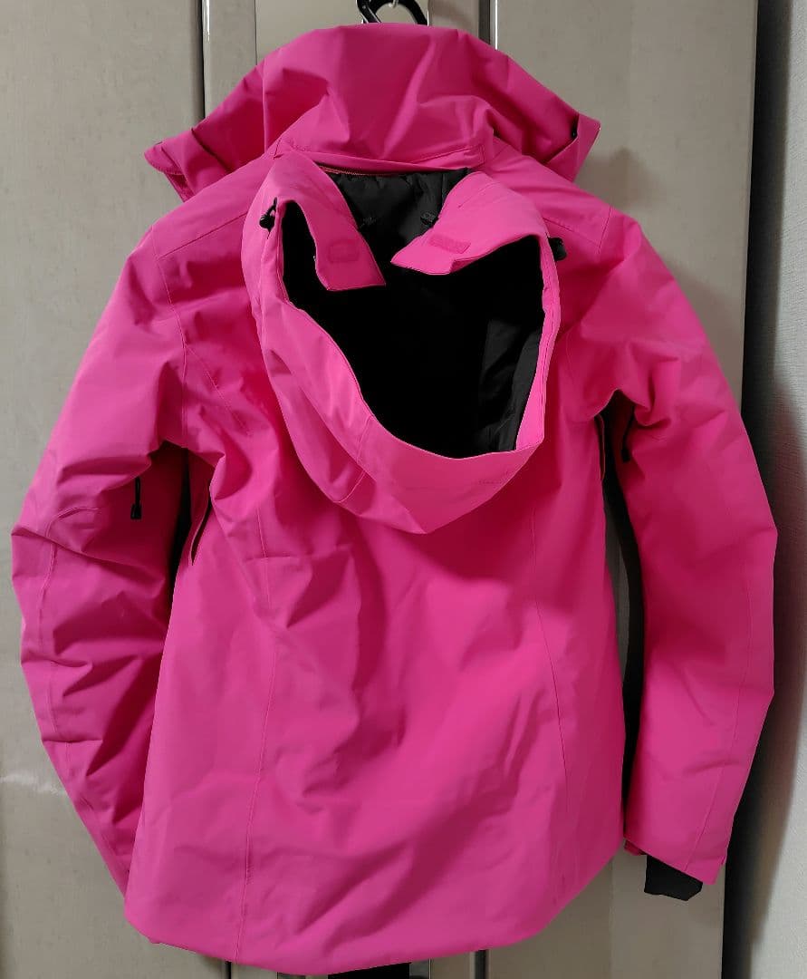 [新品] Peak Performance ジャケット ピークパフォーマンス