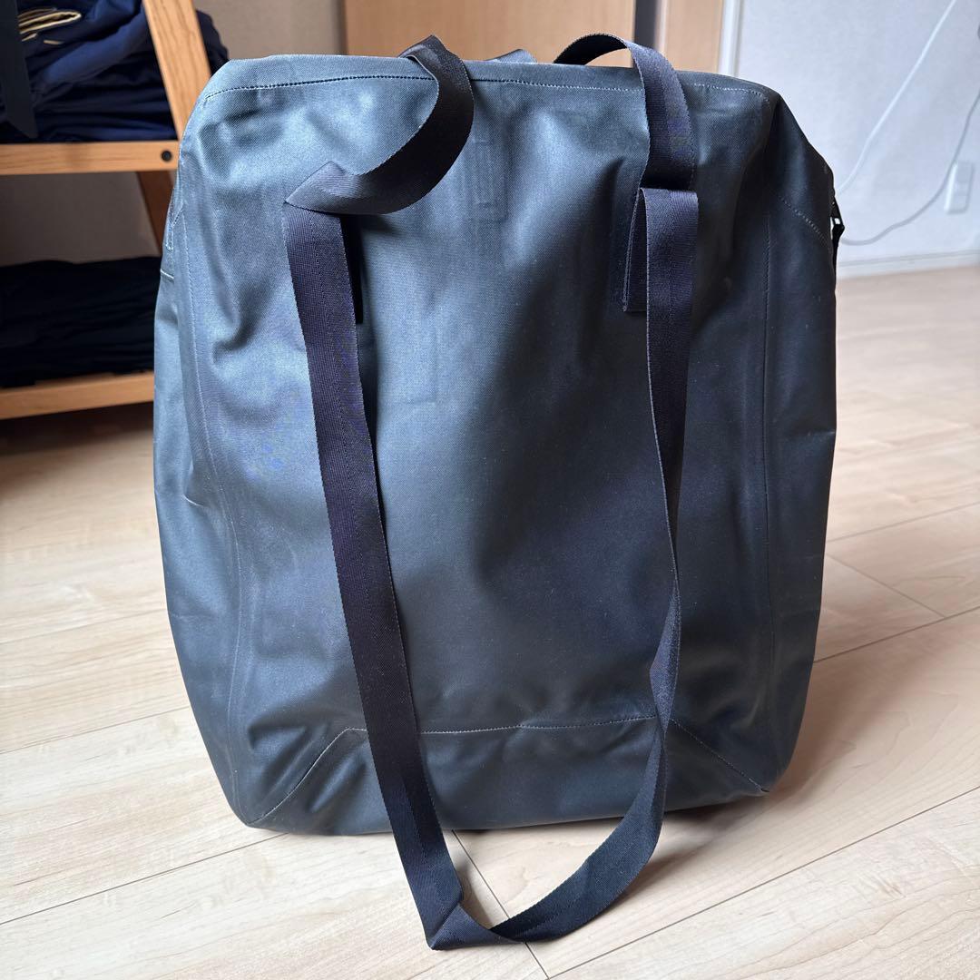 バッグ ARC'TERYX VEILANCE SEQUE RE-SYSTEM TOTE