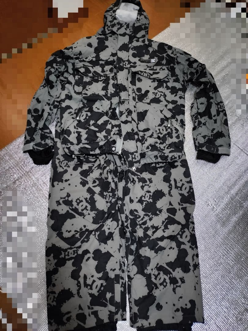 ★DCスノーボードウェア迷彩柄、上下セット