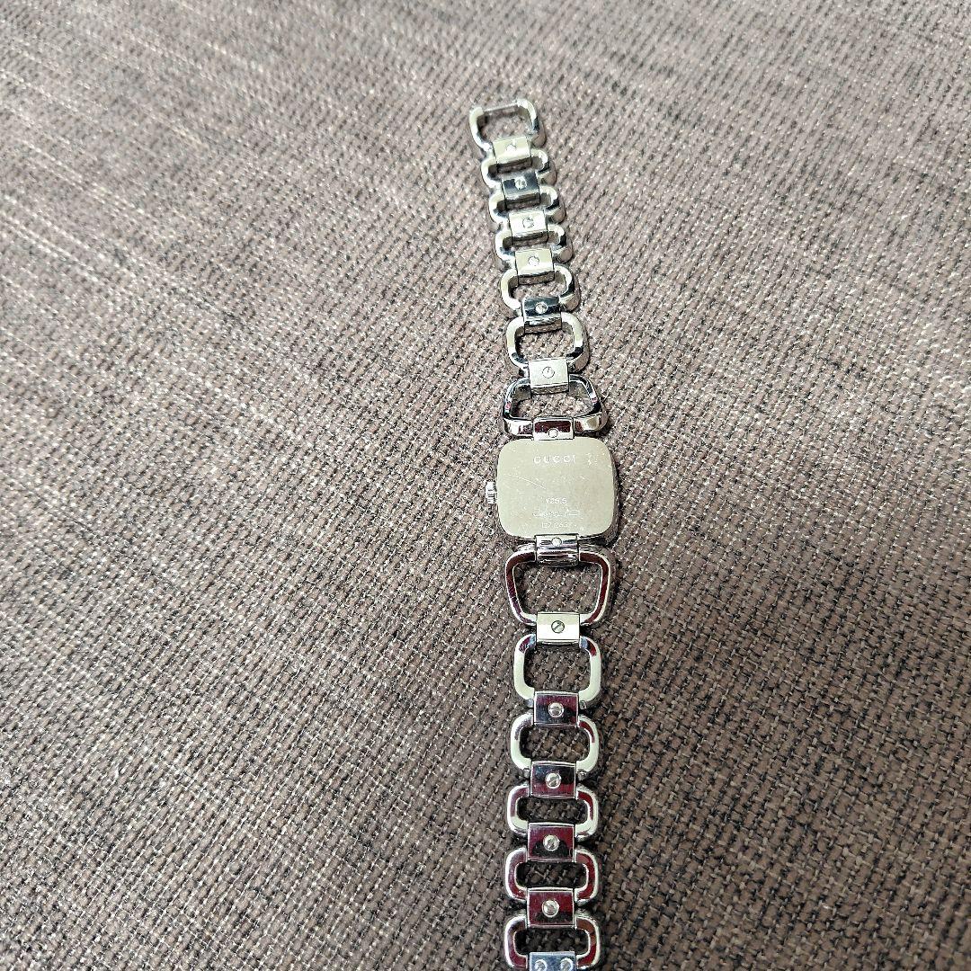 ❣️GUCCI シルバー スクエアフェイス ダイア腕時計美品❣️箱有お値下げ