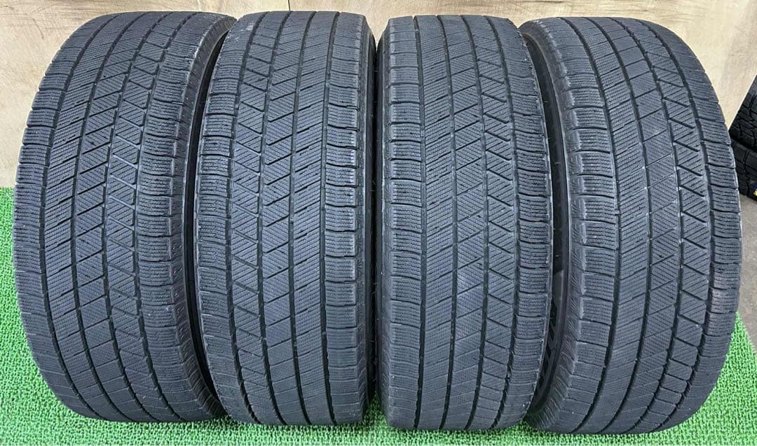 スタッドレスタイヤ 16インチ