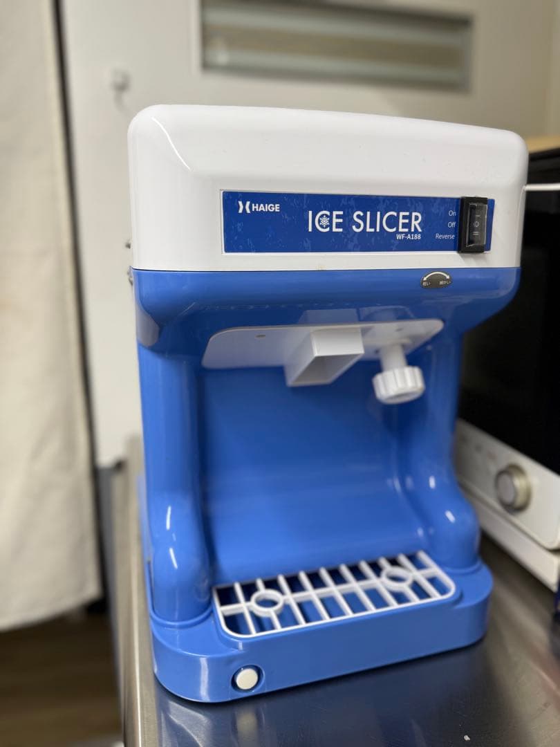 ハイガー 電動かき氷機 業務用/家庭用 バラ氷対応 替刃ベルト付 WF-A188