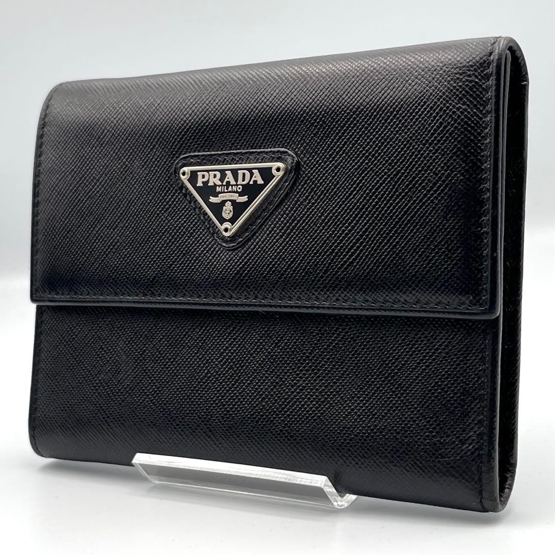 美品✨PRADA 三つ折り財布 黒　サフィアーノレザー　三角　トライアングル