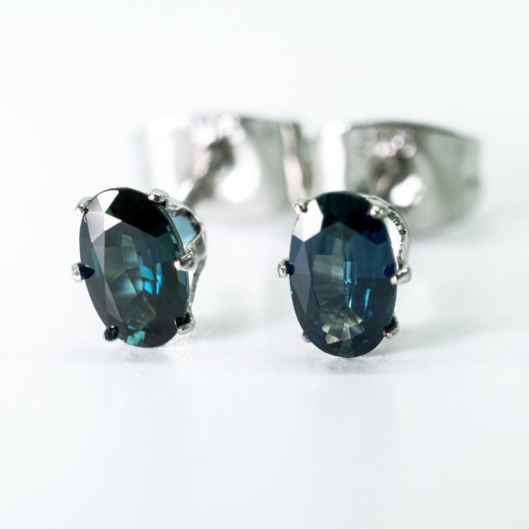 【chaka】天然石 0.3ct ティール サファイア ピアス ペア